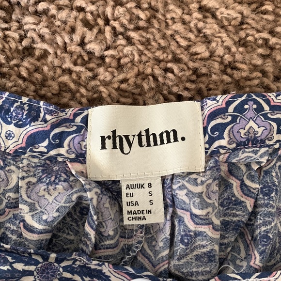 High waist rhythm skirt. - Picture 3 of 6